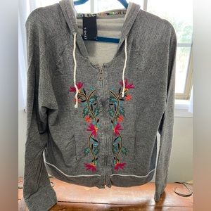 🪴2/$20 Anthro Dolan hoodie embroidered